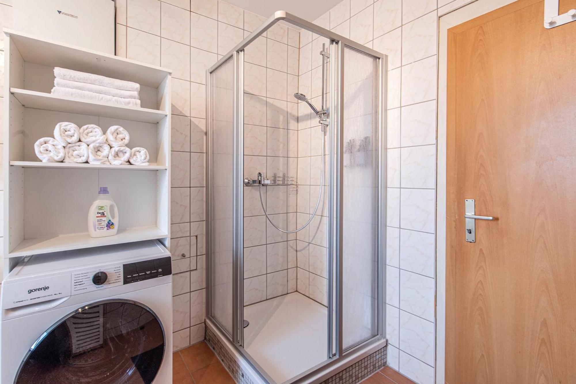Grosszuegiges Apartment - Zentral - Kueche - Familienfreundlich Ерфурт Екстериор снимка