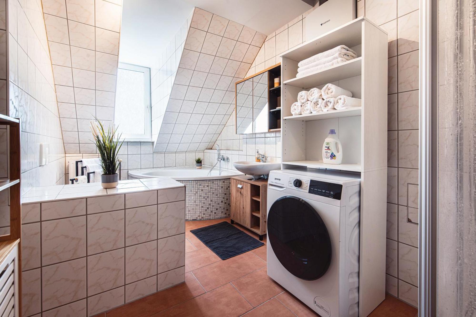 Grosszuegiges Apartment - Zentral - Kueche - Familienfreundlich Ерфурт Екстериор снимка