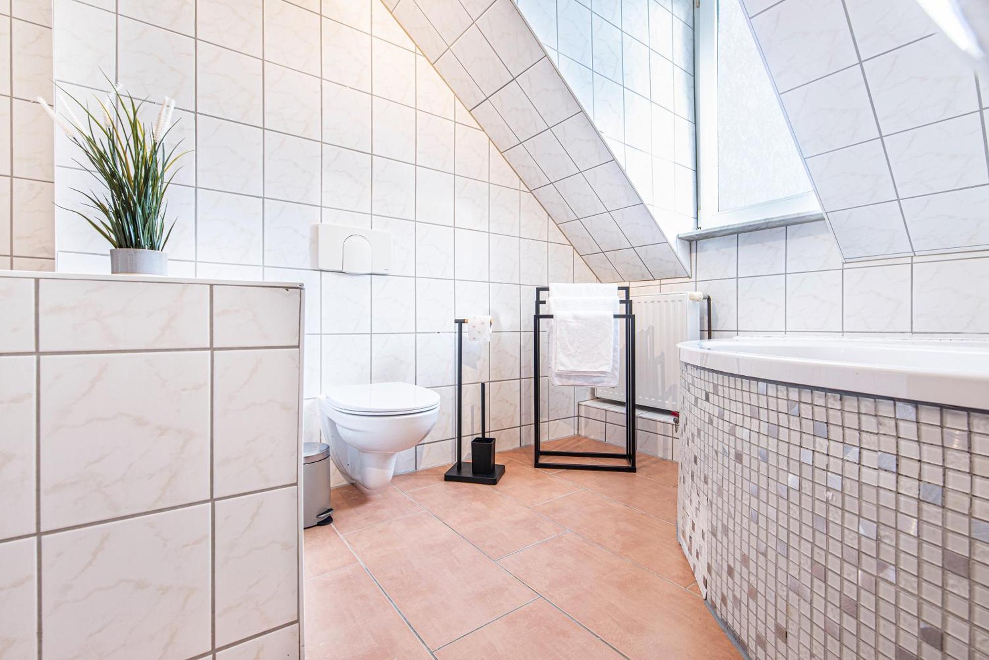 Grosszuegiges Apartment - Zentral - Kueche - Familienfreundlich Ерфурт Екстериор снимка